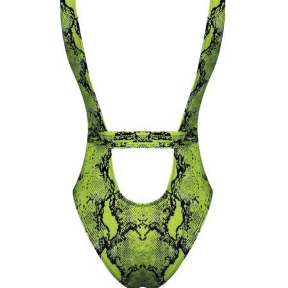 Super Sexy Neon Green Snakeskin Swimsuit - Picture 4 of 6